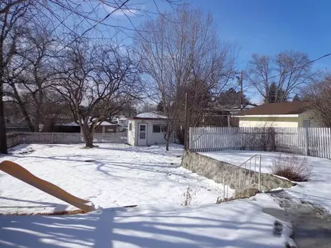 907 4 Ave NW, Mandan, ND 58554 photo 9