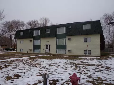 1706 Main St E, Mandan, ND 58554 photo 2