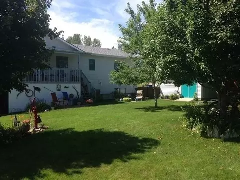 700 3rd St NW, Beulah, ND 58523 photo 20