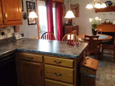 700 3rd St NW, Beulah, ND 58523 photo 7