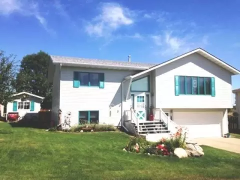 700 3rd St NW, Beulah, ND 58523 photo 25