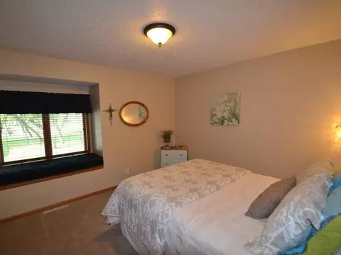 5736 Lariat Lp, Bismarck, ND 58503 photo 12