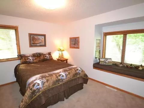 5736 Lariat Lp, Bismarck, ND 58503 photo 10