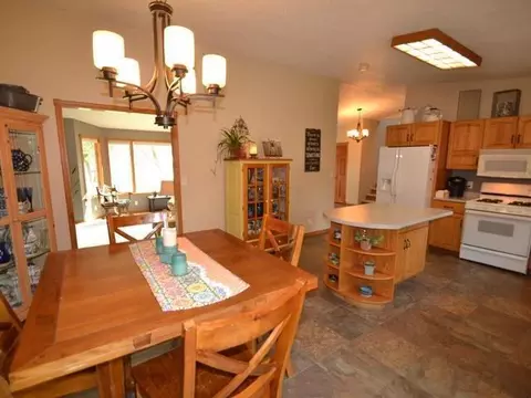 5736 Lariat Lp, Bismarck, ND 58503 photo 5