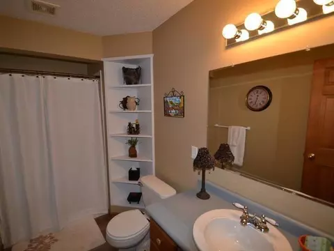 5736 Lariat Lp, Bismarck, ND 58503 photo 20