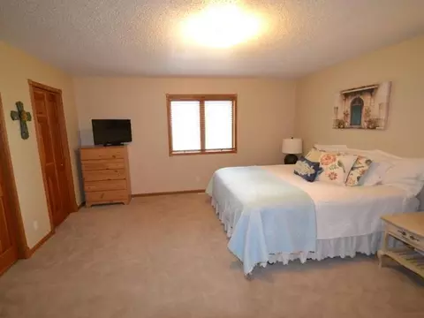 5736 Lariat Lp, Bismarck, ND 58503 photo 8