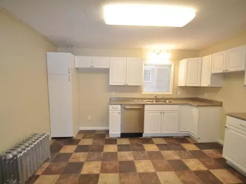 305 4th Ave NE, Mandan, ND 58554 photo 3