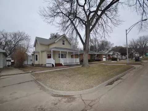 305 4th Ave NE, Mandan, ND 58554 photo 15