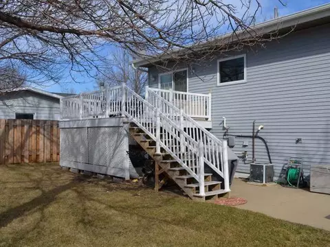 1125 Chestnut Ln, Beulah, ND 58523 photo 14