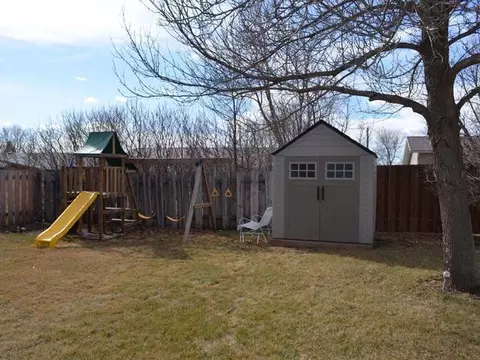 1125 Chestnut Ln, Beulah, ND 58523 photo 13