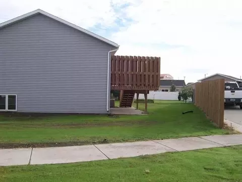 1025 Calvert Ci, Bismarck, ND 58503 photo 5