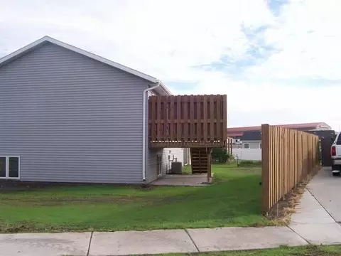 1025 Calvert Ci, Bismarck, ND 58503 photo 6