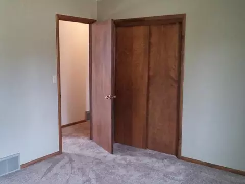 114 Interstate Ave E, Bismarck, ND 58501 photo 23