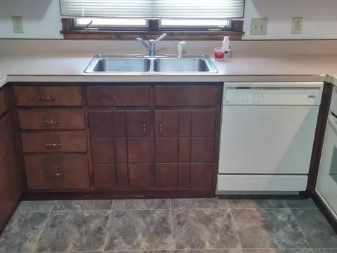 114 Interstate Ave E, Bismarck, ND 58501 photo 13