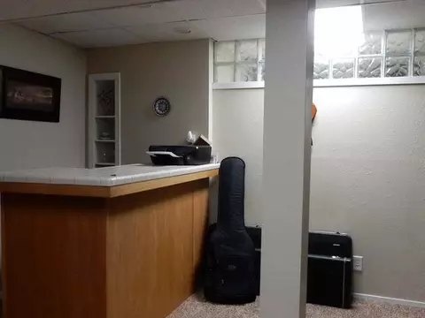 910 Crescent, Bismarck, ND 58501 photo 13
