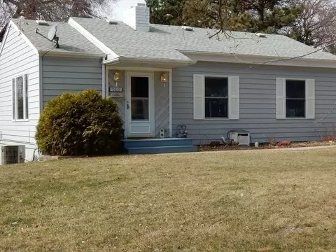 910 Crescent, Bismarck, ND 58501 photo 19