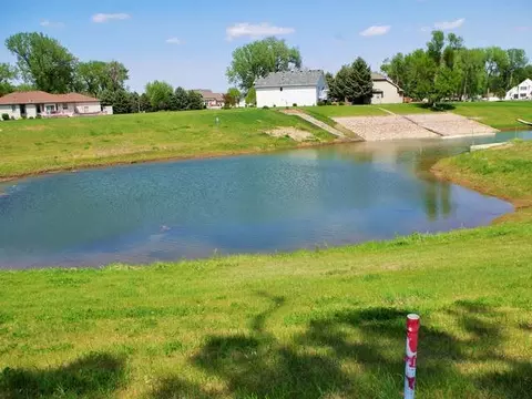 4813 Harbor Trl SE, Mandan, ND 58554 photo 11