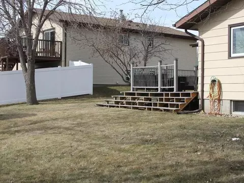 1308 Johns Dr NE, Mandan, ND 58554 photo 5