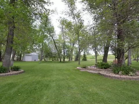 4722 Pintail Loop SE, Mandan, ND 58554 photo 19