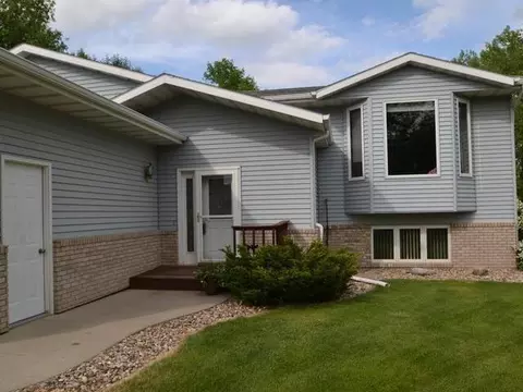 4722 Pintail Loop SE, Mandan, ND 58554 photo 16