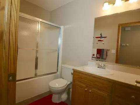 2615 Sharps Lp, Bismarck, ND 58503 photo 17