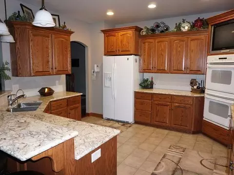 3901 Edgewater Pl SE, Mandan, ND 58554 photo 8
