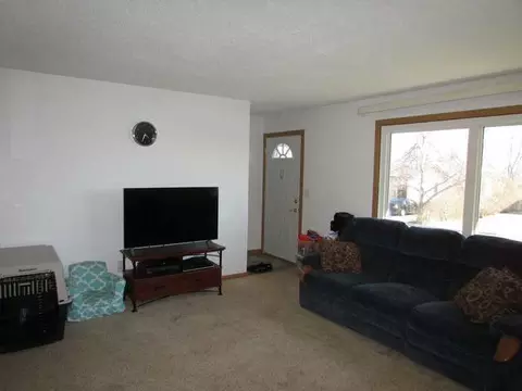 222 Crown Butte Dr, Mandan, ND 58554 photo 6