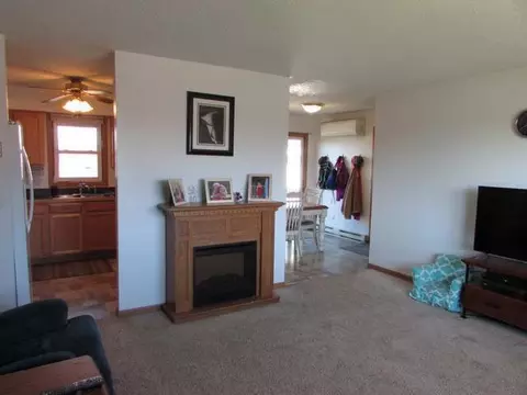 222 Crown Butte Dr, Mandan, ND 58554 photo 9