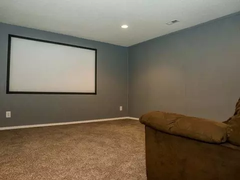 1813 D Ave E, Bismarck, ND 58501 photo 13