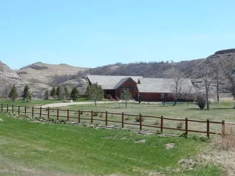 5385 Highway 1806, Mandan, ND 58554 photo 50