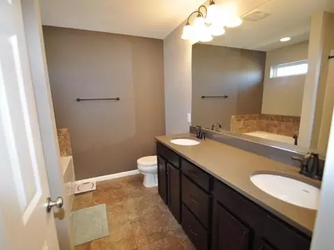 2624 Calgary Ave E, Bismarck, ND 58503 photo 10