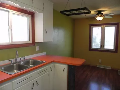 2512 Rosser Ave E, Bismarck, ND 58501 photo 18