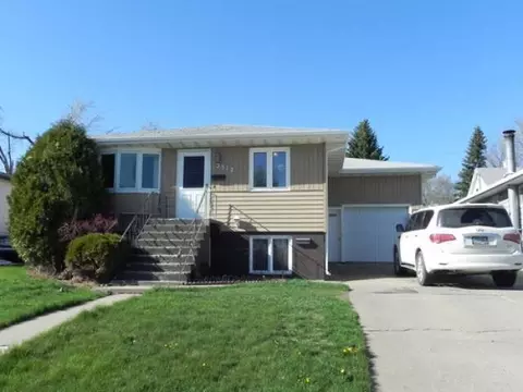 2512 Rosser Ave E, Bismarck, ND 58501 photo 1