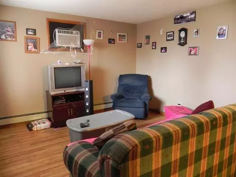 2512 Rosser Ave E, Bismarck, ND 58501 photo 9