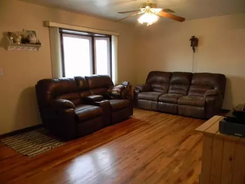 401 Easy St, Bismarck, ND 58504 photo 7