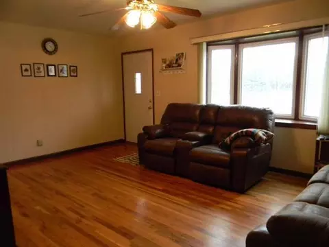 401 Easy St, Bismarck, ND 58504 photo 6