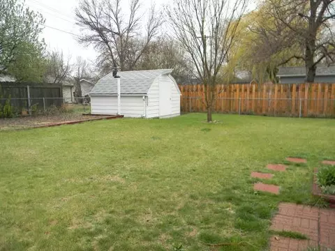 401 Easy St, Bismarck, ND 58504 photo 18