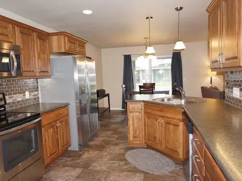 718 Compass Ln, Bismarck, ND 58504 photo 4