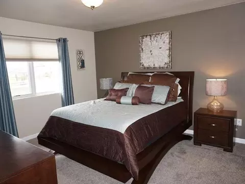 718 Compass Ln, Bismarck, ND 58504 photo 16