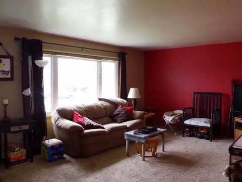 312 Interstate Ave W, Bismarck, ND 58503 photo 2