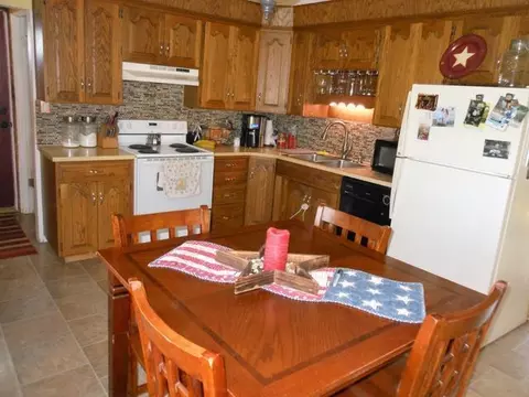 926 Riverview Ave, Bismarck, ND 58504 photo 4