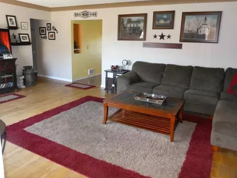 926 Riverview Ave, Bismarck, ND 58504 photo 3