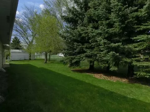 302 1st St S, Wilton, ND 58579 photo 22
