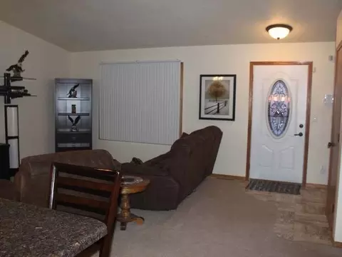 8915 Sage Dr, Bismarck, ND 58503 photo 5