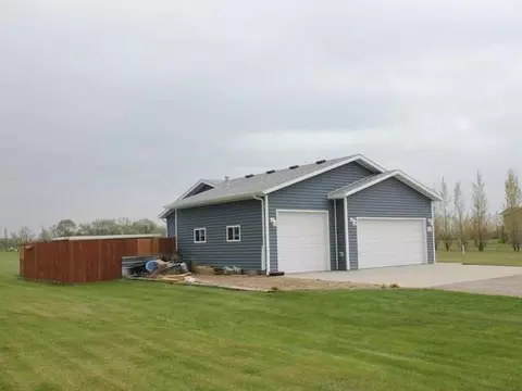 8915 Sage Dr, Bismarck, ND 58503 photo 34