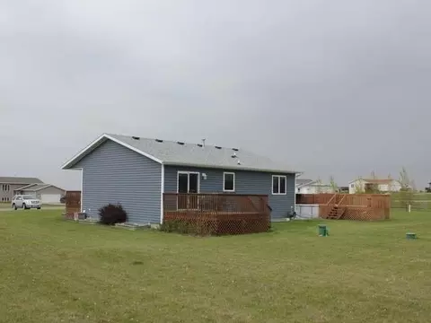 8915 Sage Dr, Bismarck, ND 58503 photo 32