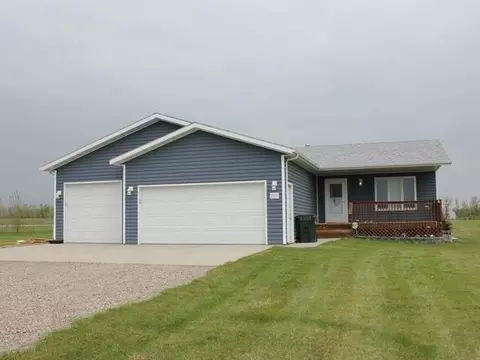 8915 Sage Dr, Bismarck, ND 58503 photo 35