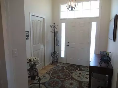 519 Quarry Ln, Bismarck, ND 58503 photo 3