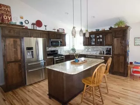 519 Quarry Ln, Bismarck, ND 58503 photo 4