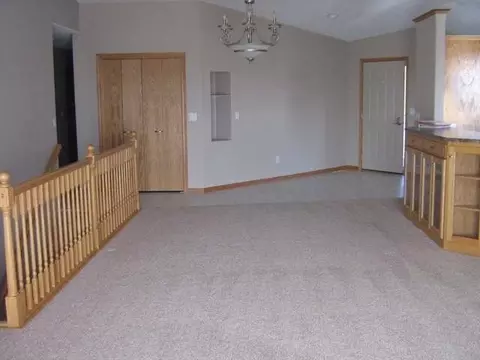 3524 Viewpoint Dr, Bismarck, ND 58503 photo 10